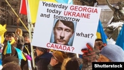Митинг против войны с Украиной в Монреале в марте 2014 года