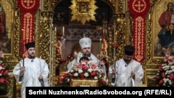 Празднование Пасхи в Михайловском Златоверхом соборе, архивное фото
