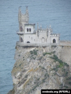 Дворец «Ласточкино гнездо» стал символом Южного берега Крыма, архивное фото