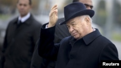 Uzbek President Islam Karimov is not the only totalitarian leader whose death was announced after days of silence and speculation. (file photo)