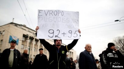 Bosnians Unhappy With Permanence Of Dayton Deal S Temporary Solution