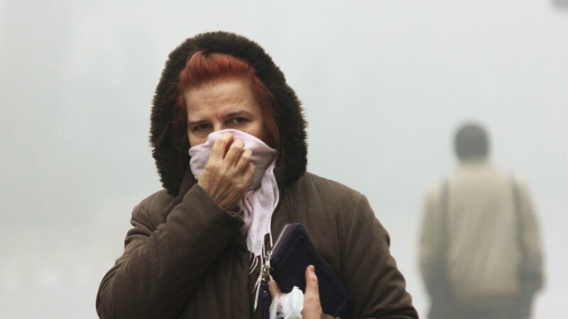 Скопјани и натаму дишат високо загаден воздух 