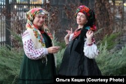 Хусткування до дня Катерини в бориспільському музеї. Грудень 2019
