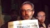 Serbia -- The editor and owner of the daily newspaper "Dnevni Telegraf" Slavko Curuvija at a press conference in Belgrade, November 9, 1998
