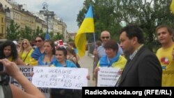 Несподівана зустріч у центрі Варшави з В’ячеславом Піховшеком. За словами Андрія Любки, Піховшек був сумний