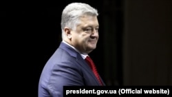 Президент закликав військове керівництво України до якнайшвидшого завершення переходу української армії на стандарти НАТО