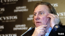 Aktori francez, Gerard Depardieu