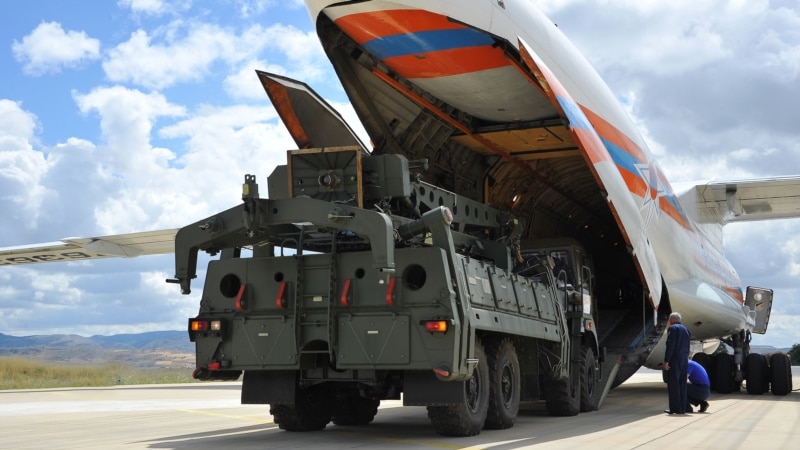 Чемезов: Москва и Анкара разговараат за производство на делови за рускиот систем С-400 во Турција