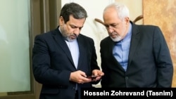 Iran's Deputy Foreign Minister Abbas Araqchi (L) with Foreign Minister Javad Zarif. File photo