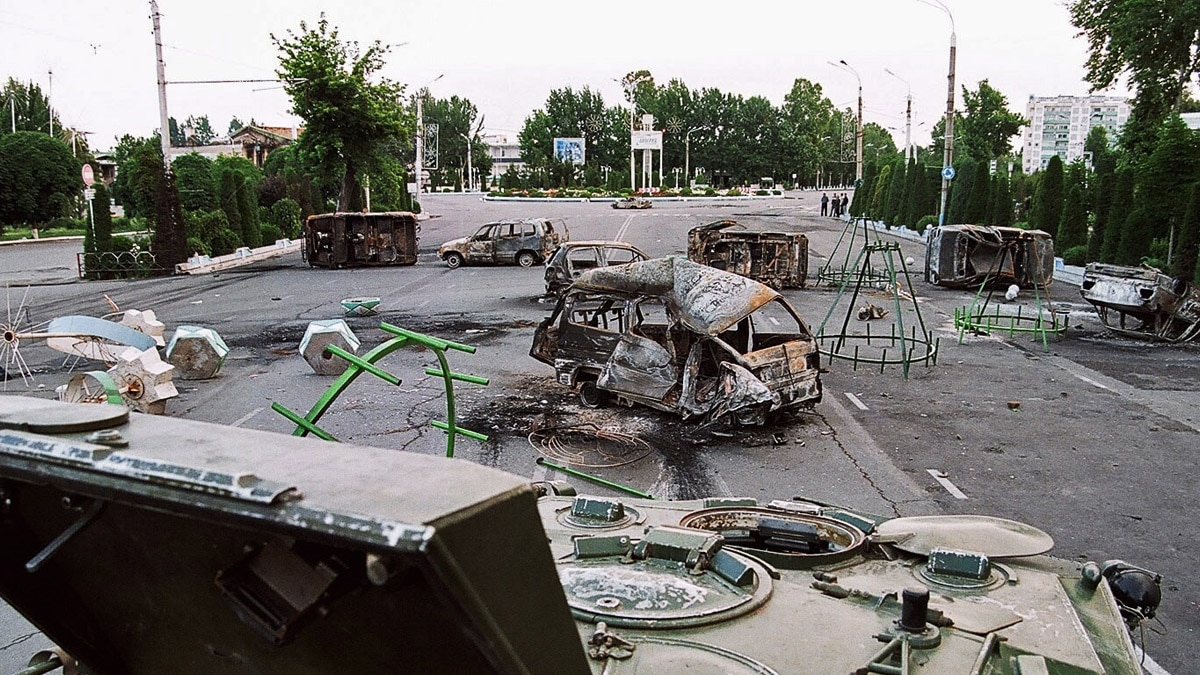 События 2005 года. Андижанские события 2005 года в Узбекистане. 2005 Год восстание в Андижане.