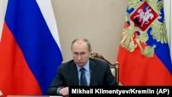 ولادیمیر پوتین می‌گوید که روسیه به آمریکا پاسخی همانند خواهد داد