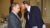 Ресей президенті Владимир Путин (сол жақта) мен Сергей Пугачев. 28 маусым, 2000 жыл.