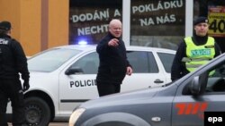 Policia në Çeki, foto nga arkivi