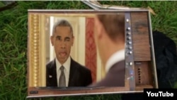 Barack Obama səhiyyə nazirliyinin portalına dəstək üçün çəkilmiş videoçarxda baş roldadır. 
