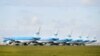 Авиони на аеродромот во Амстердам, април 2020