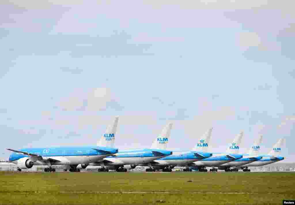 Международный аэропорт в Амстердаме, Нидерланды. 2 апреля 2020 года