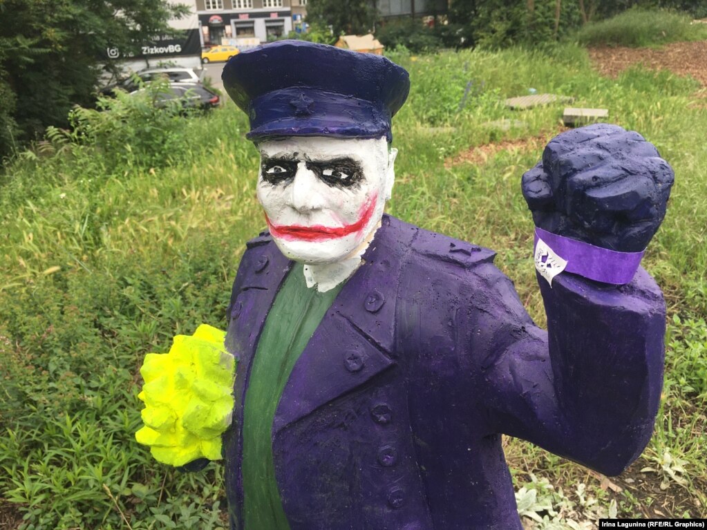 This time, Konev brings a lighter side to Prague...