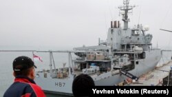 Британский разведывательный корабль HMS Echo в Одессе. Декабрь 2018 года