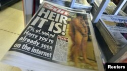 Лишь одна британская газета решила опубликовать фотографии обнаженного принца - "Сан"