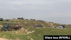 Бежавшие из зоны затопления жители сёл, перебравшиеся на возвышенности. Туркестанская область, 2 мая 2020 года.