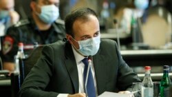 Armenia -- Health Minister Arsen Torosian speaks at a cabinet meeting in Yerevan, June 11, 2020.