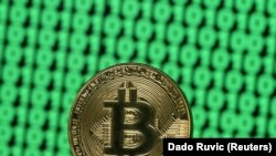Росіяни потрапили під санкції через крадіжку криптовалюти