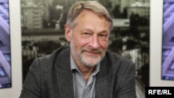 Дмитрий Орешкин