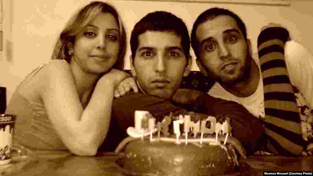 هومان موسوی به همراه برادر و خواهرش