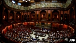Dhoma e Ulët e Parlamentit të Italisë. Fotografi nga arkivi. 
