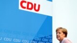 Angela Merkel la sediul SPD de la Berlin, după anunțul demisiei făcut de Andrea Nahles, 2 iunie 2019