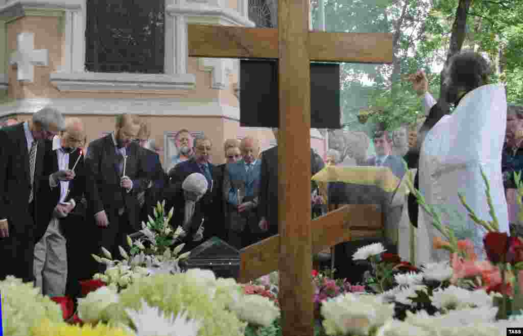 Панихида в годовщину смерти А.Солженицына прошла в Москве