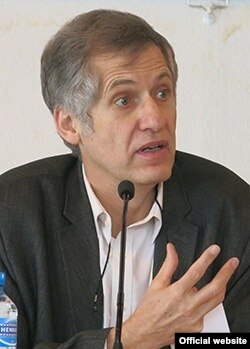 Profesorul universitar de istorie a creștinismului, Michel Grandjean (Universitatea din Geneva)