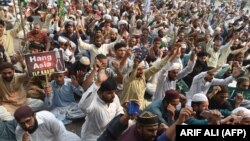 Mbështetësit e partisë Tehreek-e-Labik, protestojnë kundër lirimit të Asia Bibi. Lahore, Pakistan, 31 tetor, 2018.