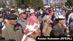 Ақсы өңіріндегі митинг. Қырғызстан, 22 наурыз 2016 жыл.