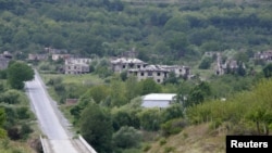 Руїни села Ачабеті в Південій Осетії, одного з тих, які планують знищити остаточно, фото 22 липня 2010 року