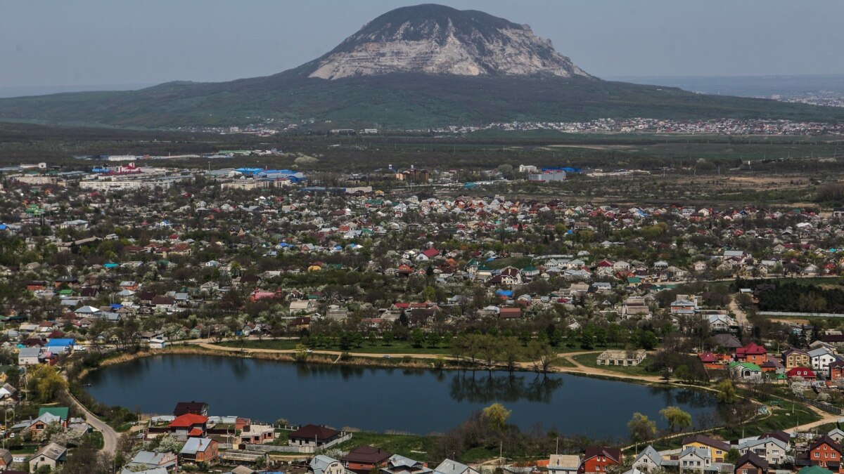 Пятигорск поселок. Иноземцево Железноводск. Иноземцево Пятигорск. Поселок Иноземцево Ставропольский край. Иноземцево Пятигорск Железноводск.