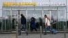 ДПСУ: 2 депортованим із Швеції громадянам Грузії заборонили в’їзд в Україну через «дебош»