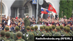Парад в оккупированном Луганске в 2019 году