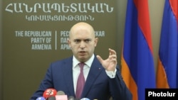 Armenia -- Armen Ashotian, deputy chairman of the opposition Republican Party, speaks at a news conference in Yerevan, June 7, 2019.