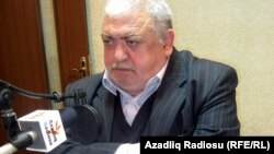 R.Almuradlı