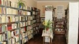 Biblioteca sătească de la Horești