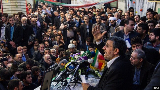 Mahmoud Ahmadinejad with his protesting supporters in Shahr Rey, near Tehran. 2017