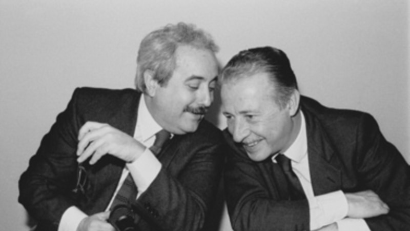 სიცილიური მაფიის ცნობილი მეთაური ნიტო სანტაპაოლა ციხეში მოკვდა 87 წლის ასაკში