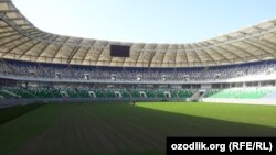 "Bunyodkor" stadionining ichki ko'rinishi.