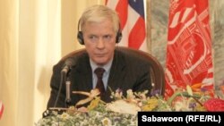 په افغانستان کې د امریکا پخوانی سفیر رلیان کراکر