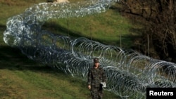 Postavljanje ograde na slovenskoj granici