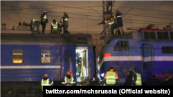 Рятувальні роботи на місці аварії