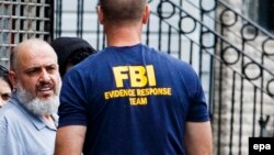 «FBI» یا اداره تحقیقات فدرال امریکا تحت نظر وزارت عدلیه این کشور فعالیت می‎کند.