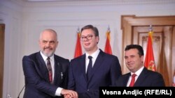 Premijer Albanije Edi Rama, predsednik Srbije Aleksandar Vučić i premijer Severne Makedonije Zoran Zaev, Novi Sad, 10. oktobar 2019. 