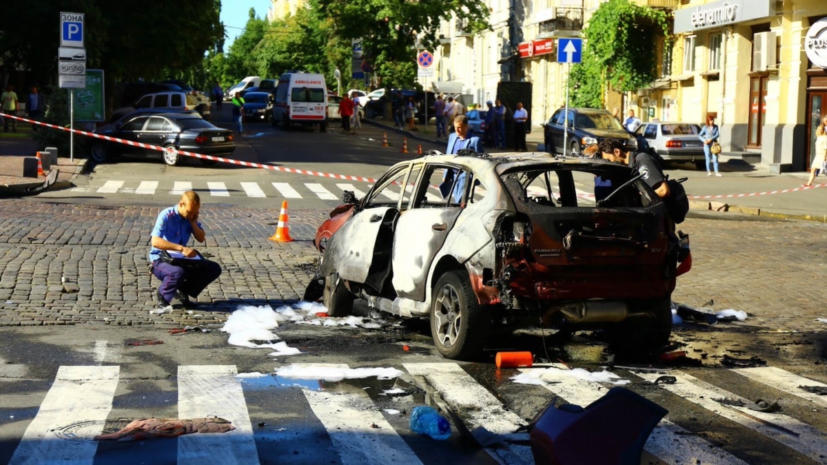 Ukrainian presidential adviser's car peppered with bullets near Kyiv,  police report